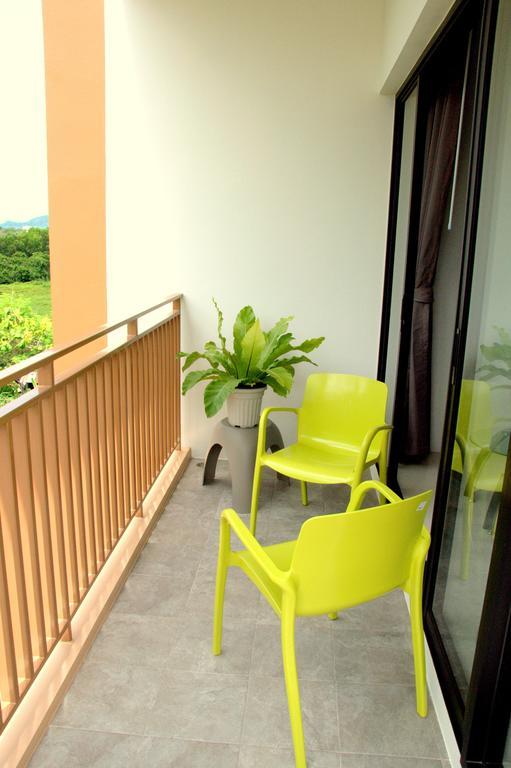 Dusit Naka Place Phuket Rum bild