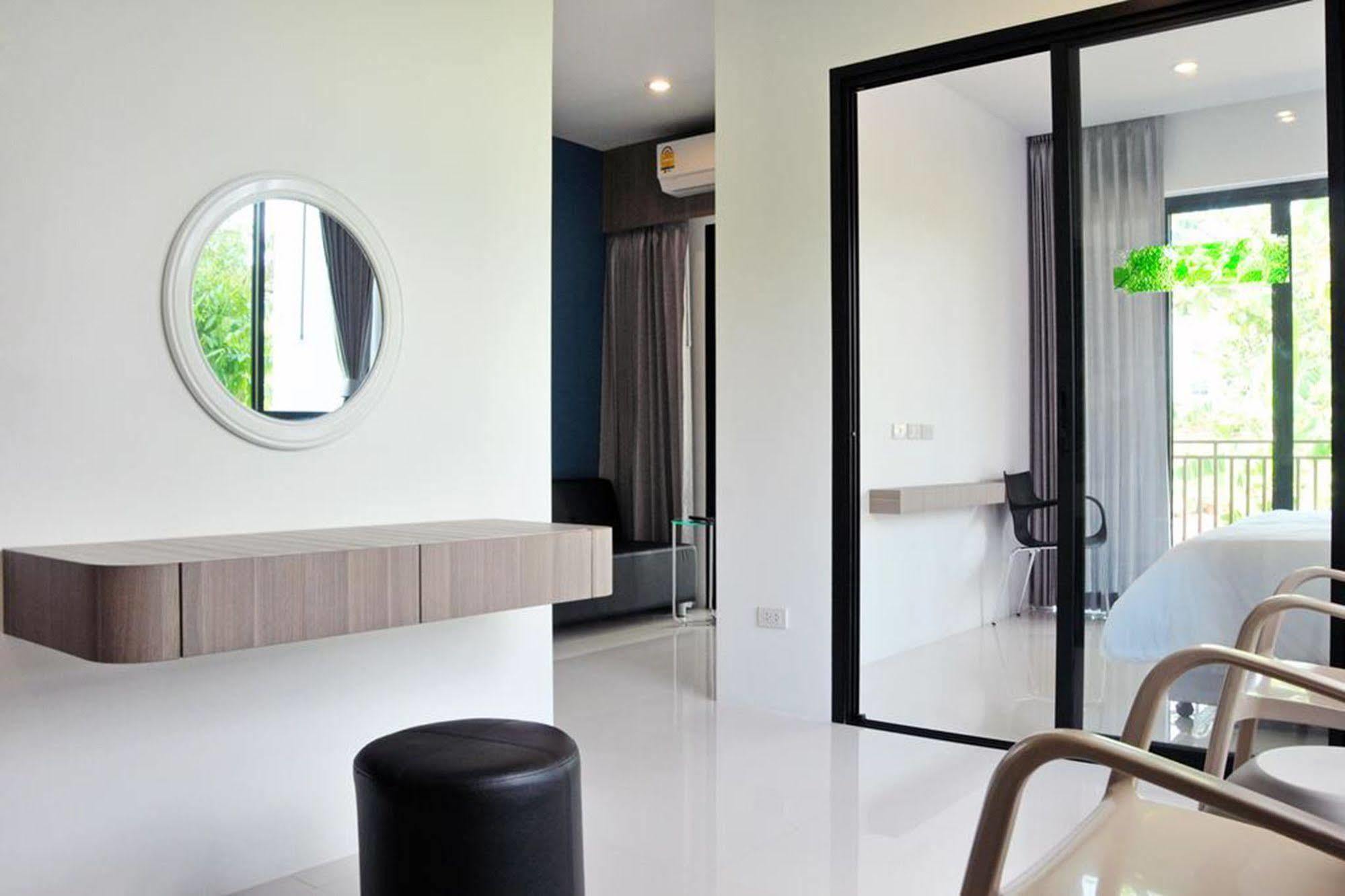Dusit Naka Place Phuket Exteriör bild
